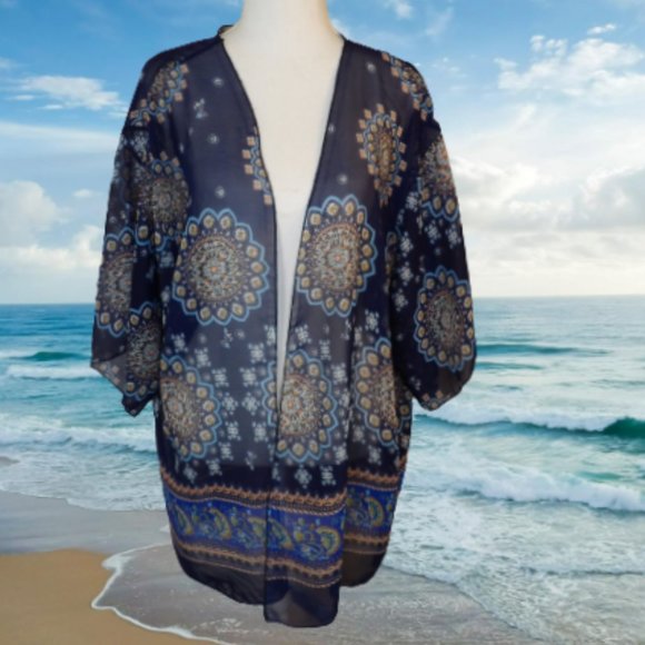Beach Cover-Up / Kimono / Mandala Designs - Picture 11 of 13